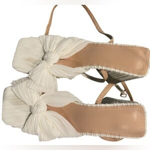 White Bridal Shoes by Joyfolie. Bow details. Sz 38. EUC